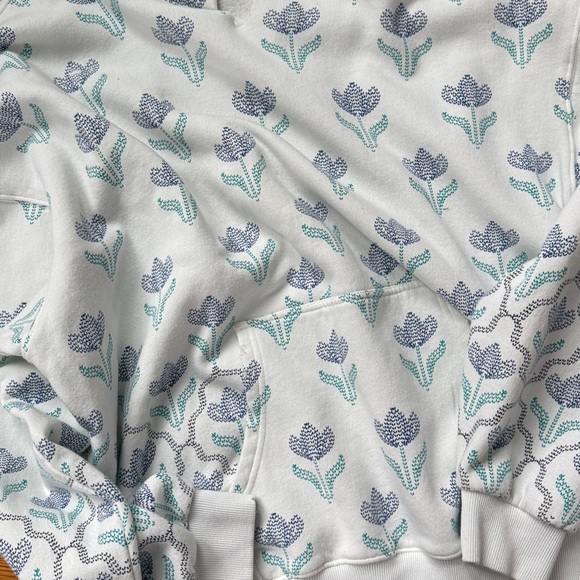 FREE PEOPLE  We The Free It's A Vibe Printed Hoodie - Snowfall Combo - Picture 5 of 6